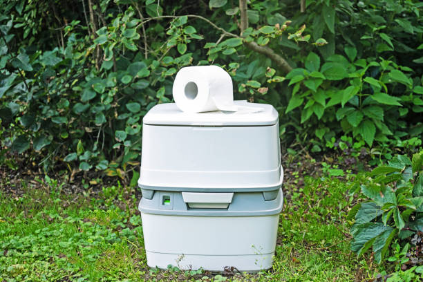 Best Portable toilet rental cost  in Mission Hills, CA